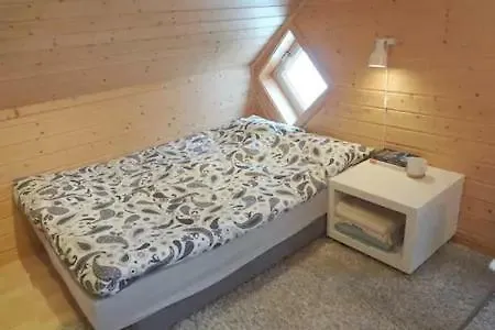 Fully Equipped Flat, 2 Bedrooms, Free Car Parking. Apartament